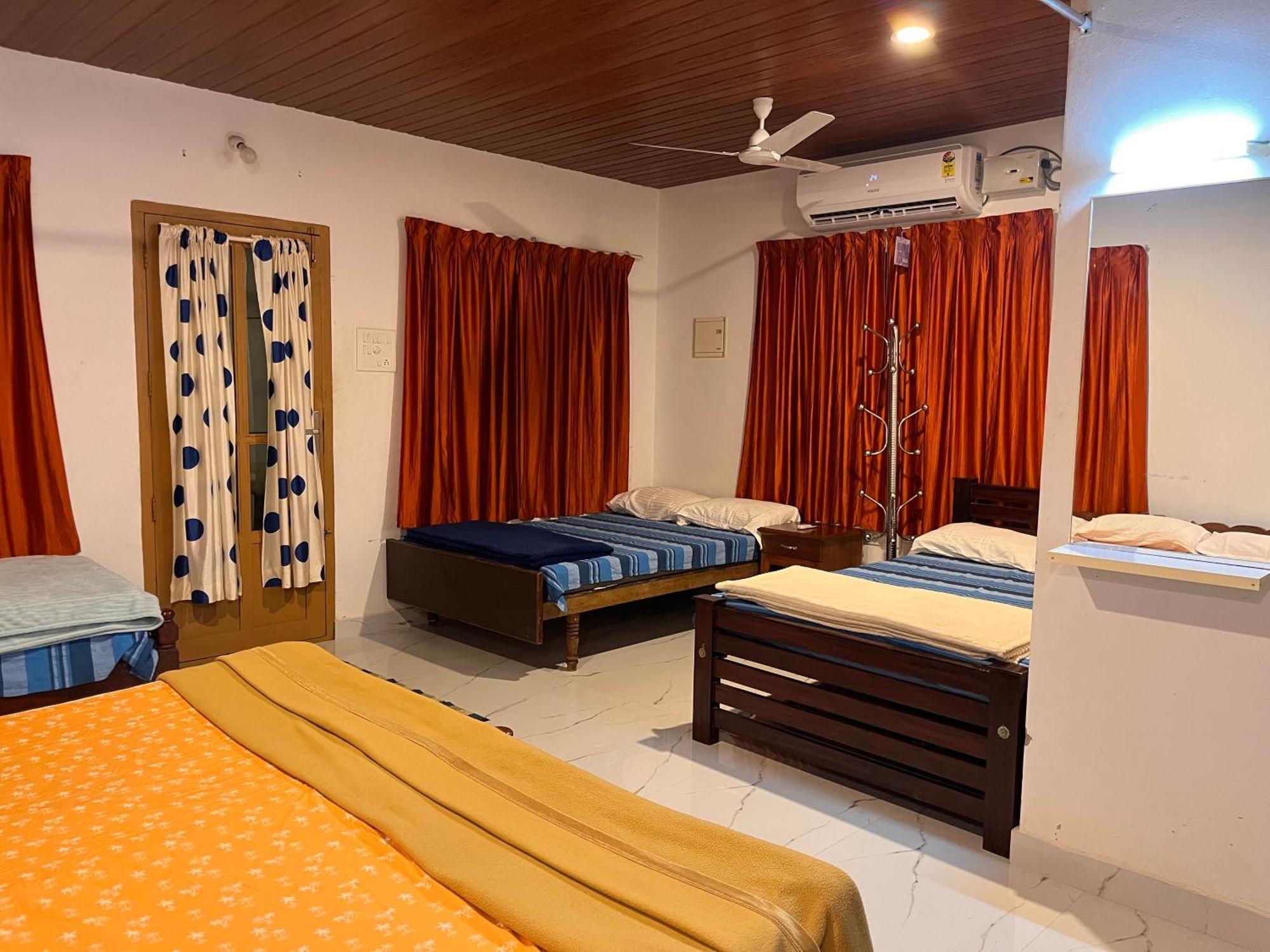 Lake Homes Varkala Bagian luar foto