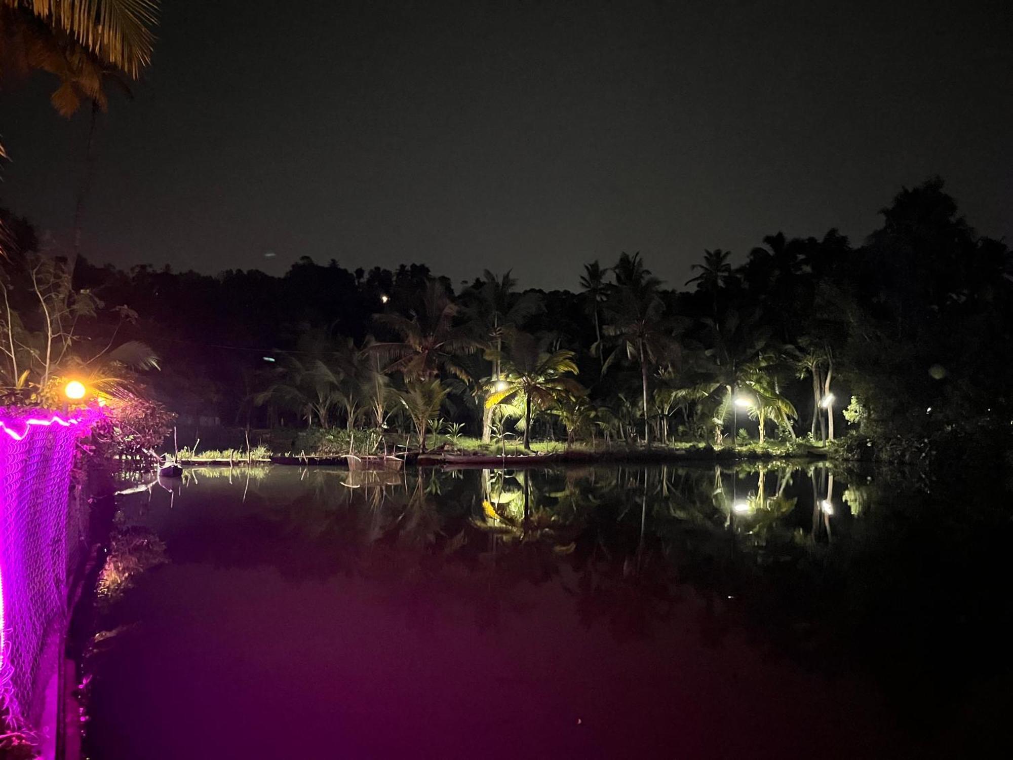Lake Homes Varkala Bagian luar foto