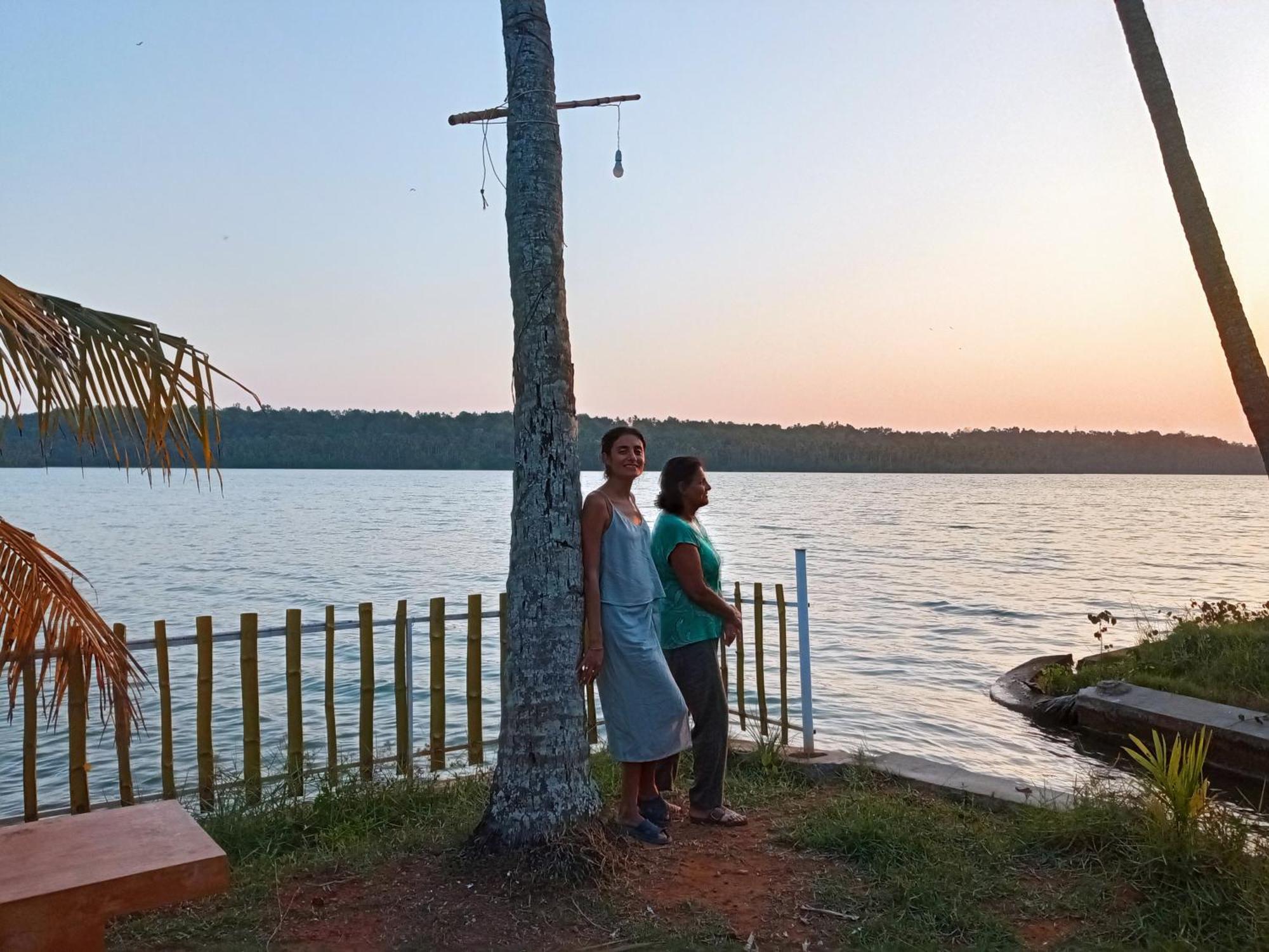 Lake Homes Varkala Bagian luar foto