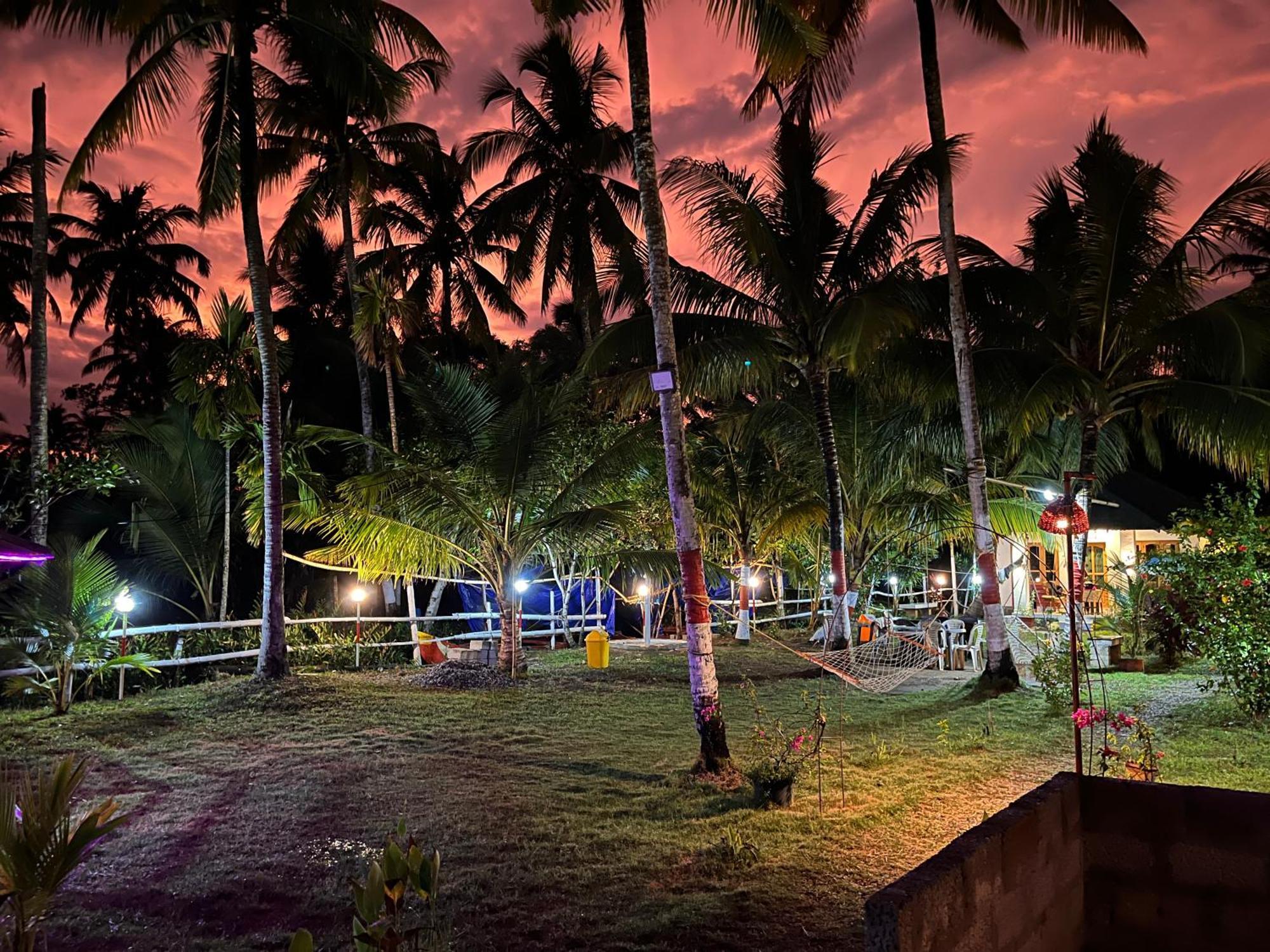 Lake Homes Varkala Bagian luar foto